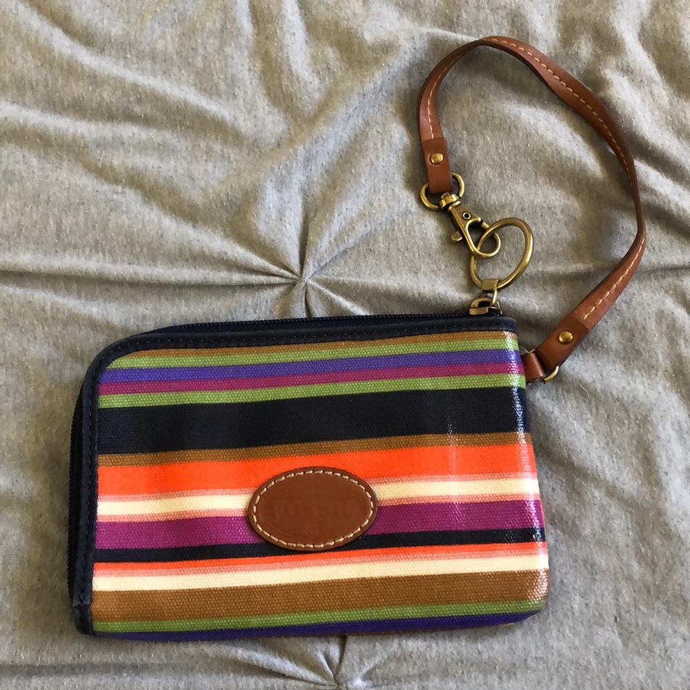 Fossil wristlet